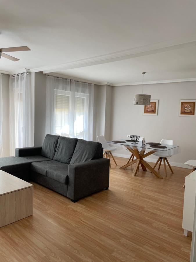 Apartamento Cuatro Estaciones Calahorra Kültér fotó