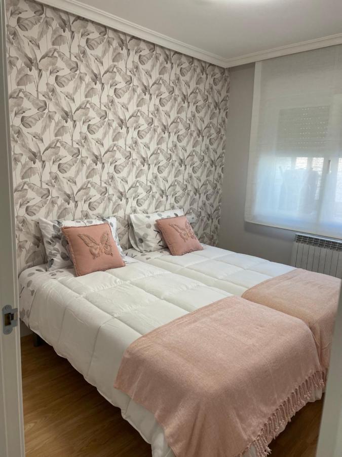 Apartamento Cuatro Estaciones Calahorra Kültér fotó