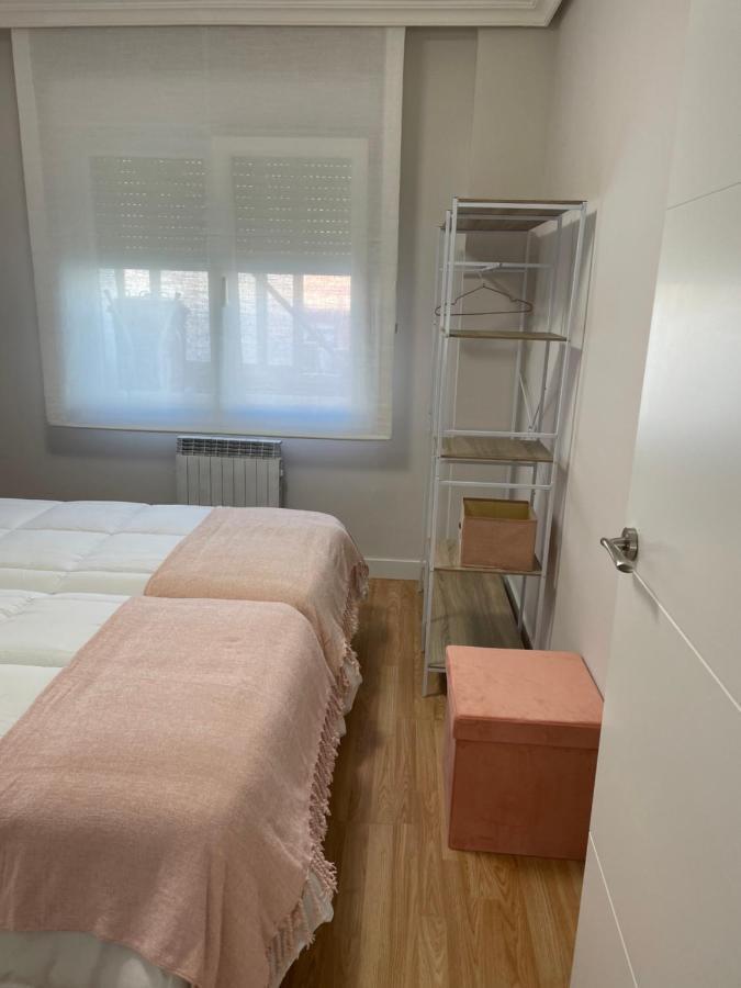 Apartamento Cuatro Estaciones Calahorra Kültér fotó